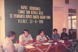 Bapak Kardana memberikan pengarahan/sambutan pada Rapat Koordinasi camat dan Kepala Desa se Pemba...