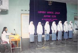 Salah satu peserta lomba vocal grup antar SLTA se kabupaten Bantul di Aula Bekas Rumah Dinas